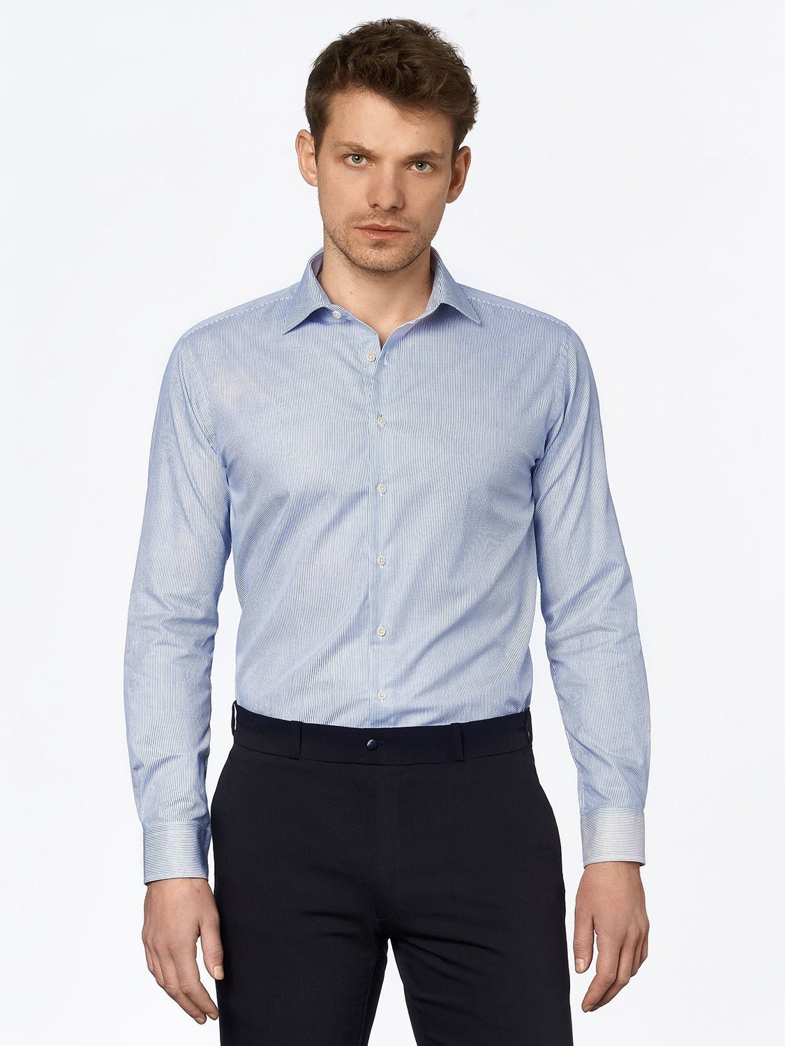 carpasus sustainable organic cotton dress shirt blue stripe. Nachhaltiges Carpasus Businesshemd aus Bio Baumwolle in Streifen Blau