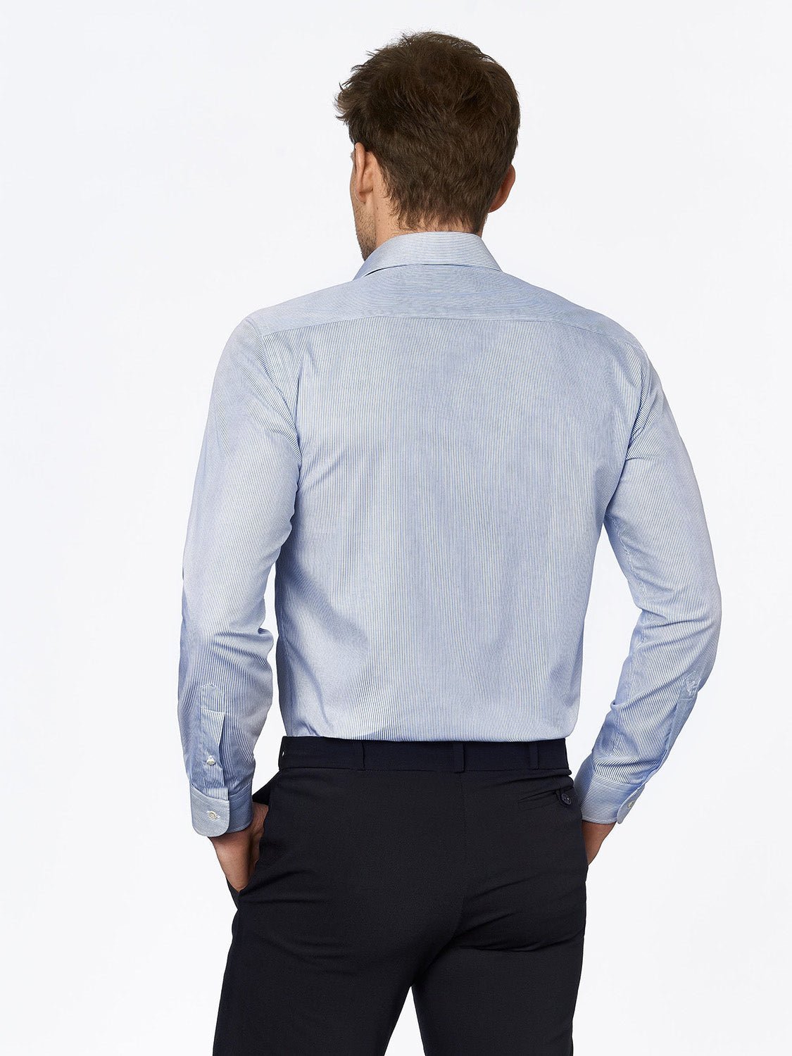carpasus sustainable organic cotton dress shirt blue stripe. Nachhaltiges Carpasus Businesshemd aus Bio Baumwolle in Streifen Blau