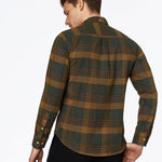 carpasus sustainable organic cotton flanell shirt ursido moss. Nachhaltiges Carpasus Flanell Hemd Ursido aus Bio Baumwolle in Moosgrün