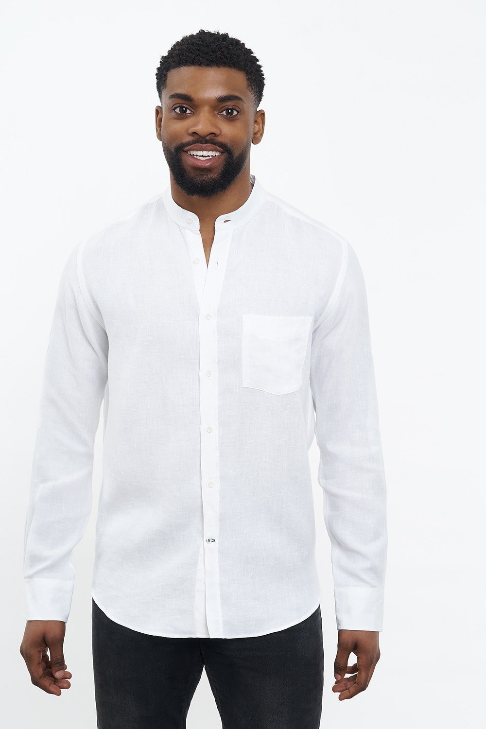 carpasus sustainable organic linen shirt lisbon white. Nachhaltiges Carpasus Hemd Lisbon Weiss aus Bio Leinen 