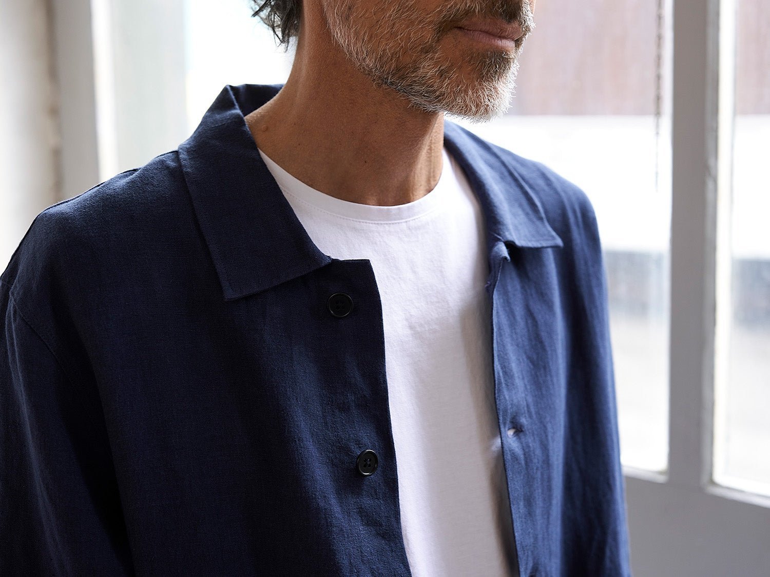 carpasus sustainable organic linen overshirt montagnola uni navy. Nachhaltiges Carpasus Overshirt Montagnola Uni Navy aus Bio Leinen 