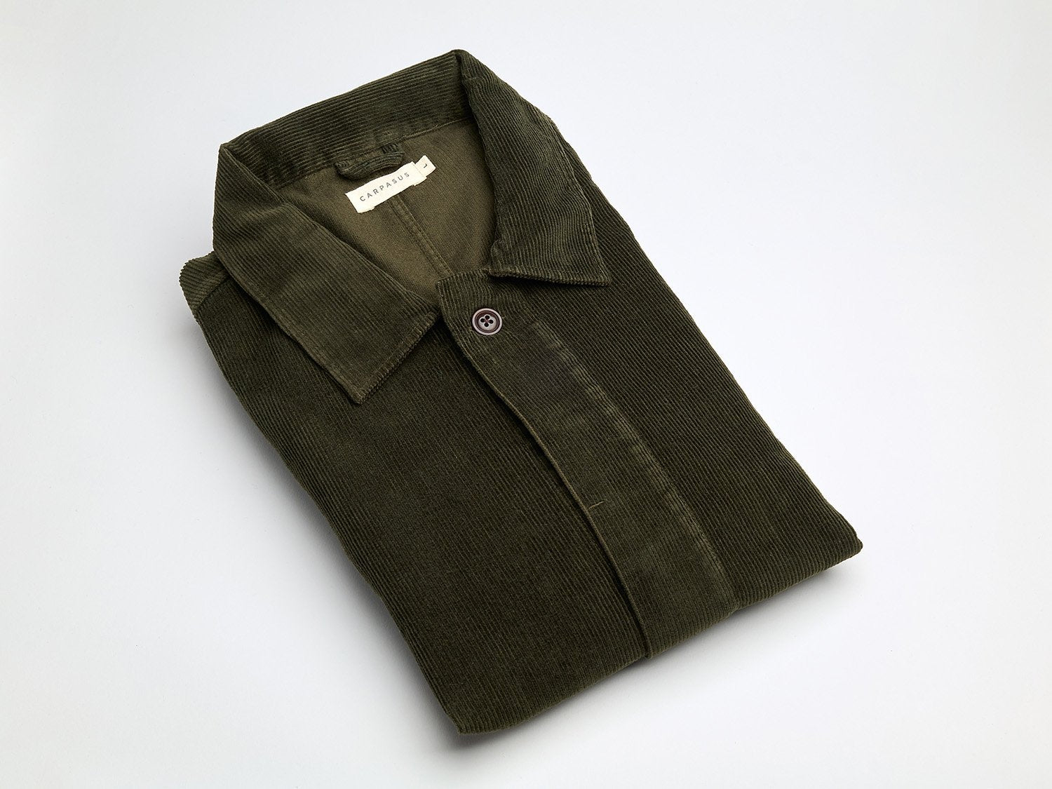 carpasus sustainable organic cotton corduroy overshirt olive. Nachhaltiges Carpasus Overshirt Cord aus Bio Baumwolle in Olive