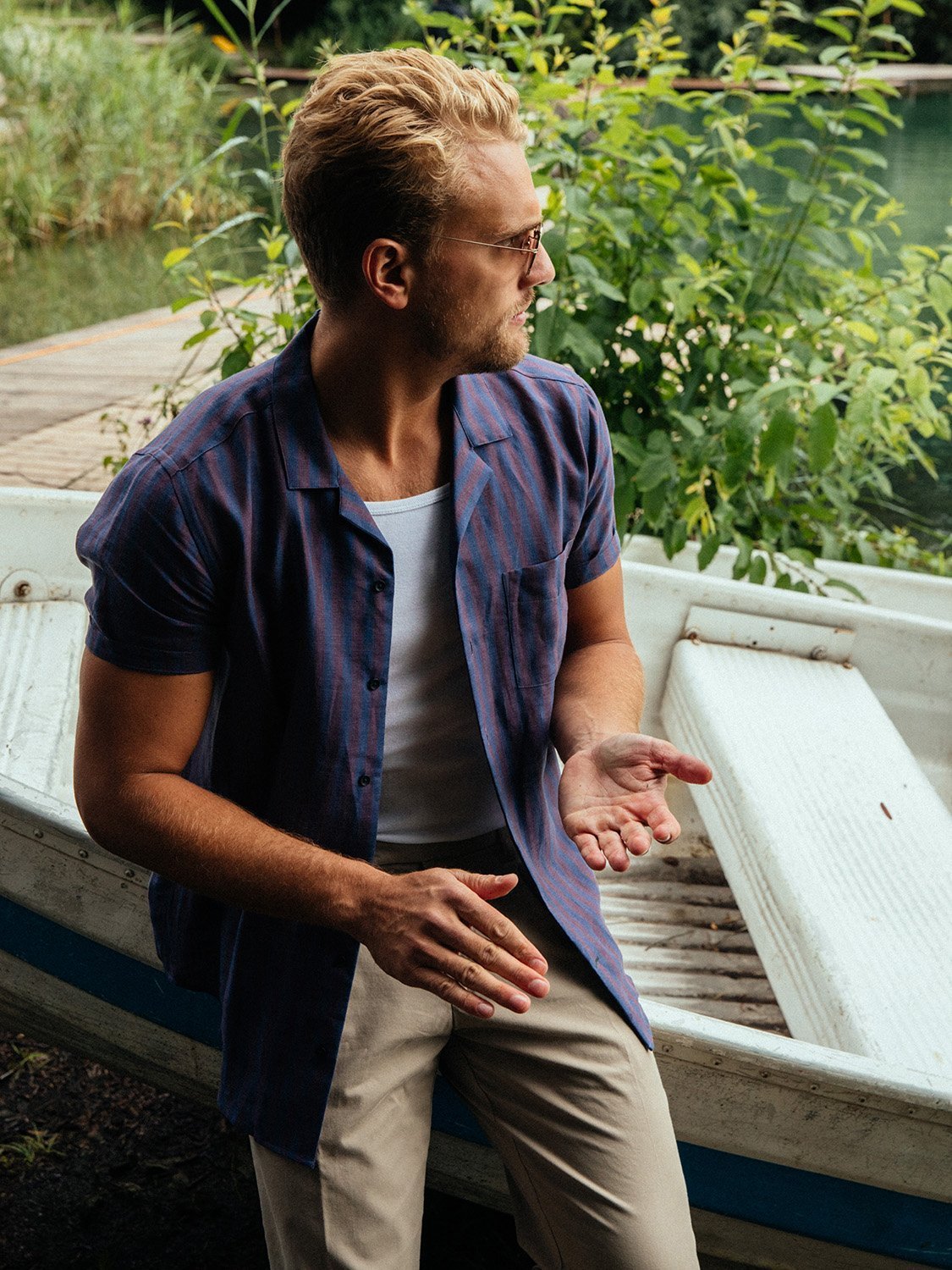 carpasus sustainable organic linen shirt maloja bordeaux. Nachhaltiges Carpasus Hemd Maloja Bordeaux aus Bio Leinen 