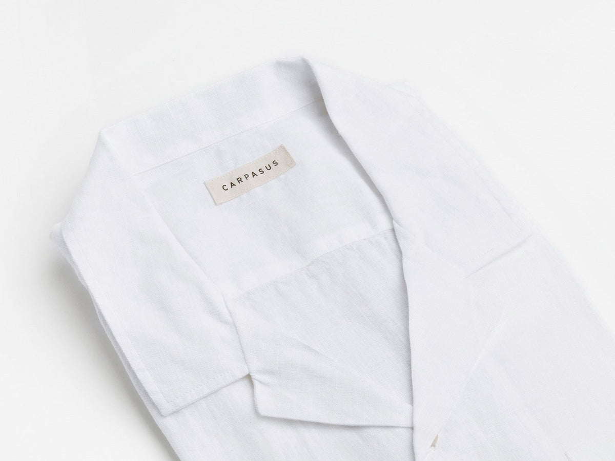 carpasus sustainable organic linen shirt short sleeves maloja uni white. Nachhaltiges Carpasus Hemd kurzärmlig Maloja Uni Weiss aus Bio Leinen