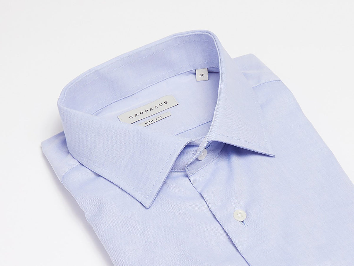 carpasus sustainable organic cotton dress shirt blue sky. Nachhaltiges Carpasus Businesshemd aus Bio Baumwolle in Blau Sky