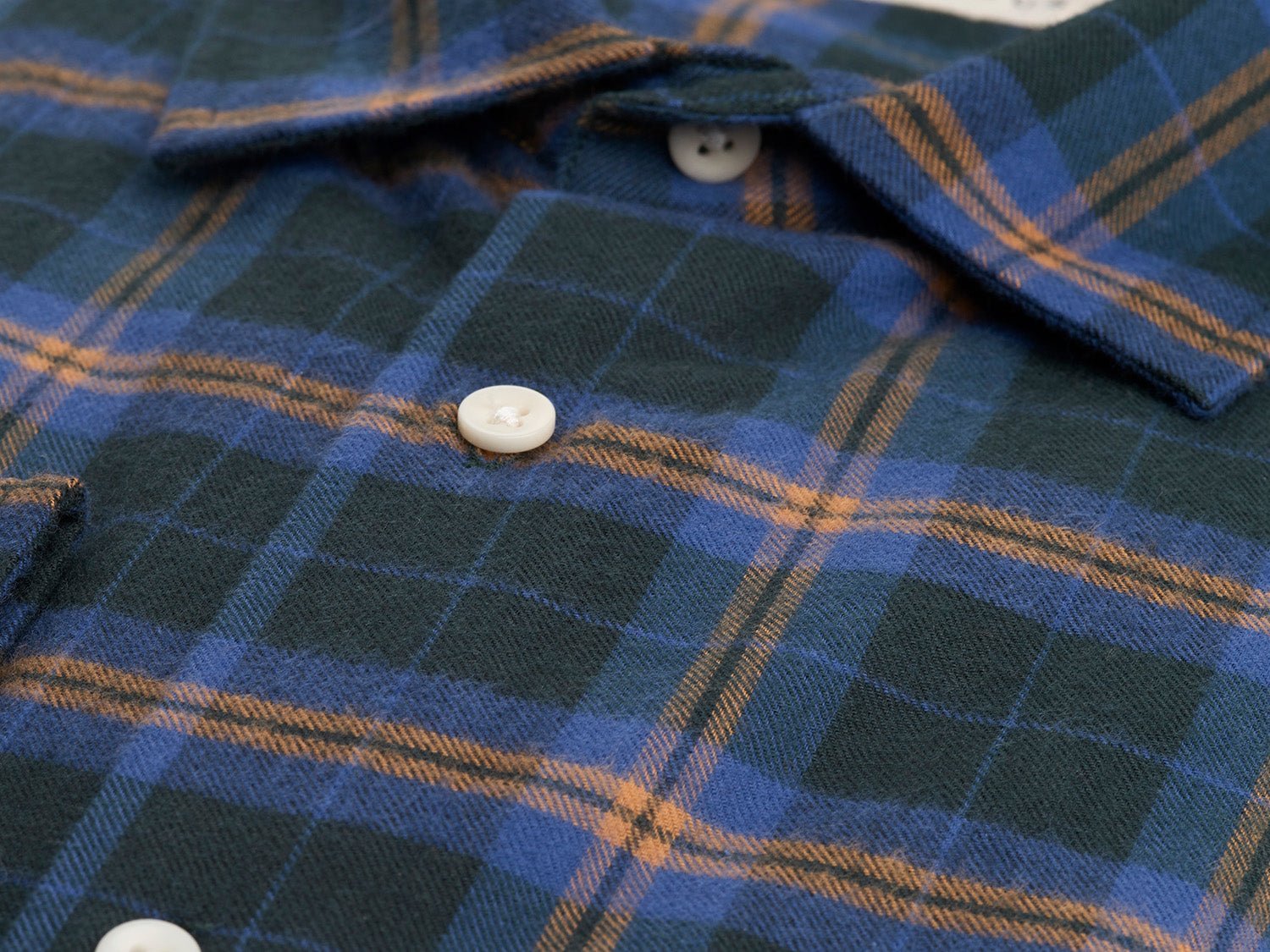 carpasus sustainable organic cotton flanell shirt castanio check moss. Nachhaltiges Carpasus Flanell Hemd Castanio Karo Moss aus Bio Baumwolle 