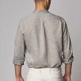 carpasus sustainable organic linen shirt single color khaki. Nachhaltiges Carpasus Hemd aus Bio Leinen in Khaki
