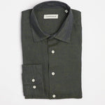 carpasus sustainable organic linen shirt semi casual single color moss. Nachhaltiges Carpasus Hemd Semi Casual aus Bio Leinen in Moss