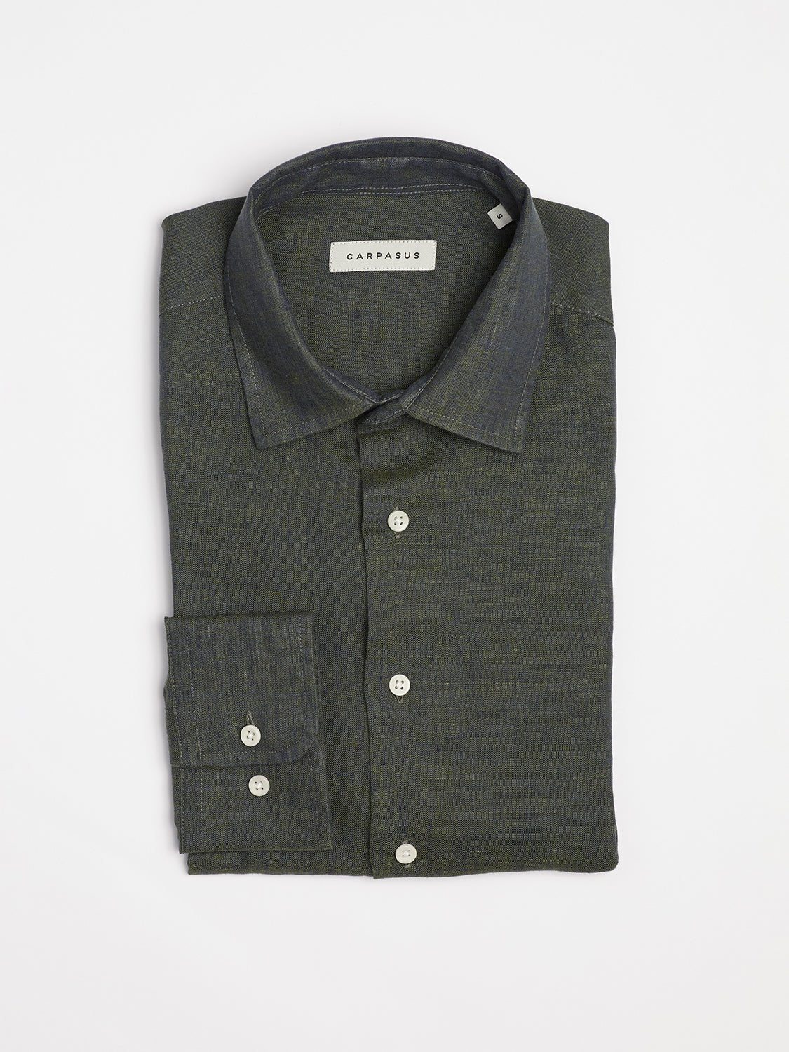 carpasus sustainable organic linen shirt semi casual single color moss. Nachhaltiges Carpasus Hemd Semi Casual aus Bio Leinen in Moss
