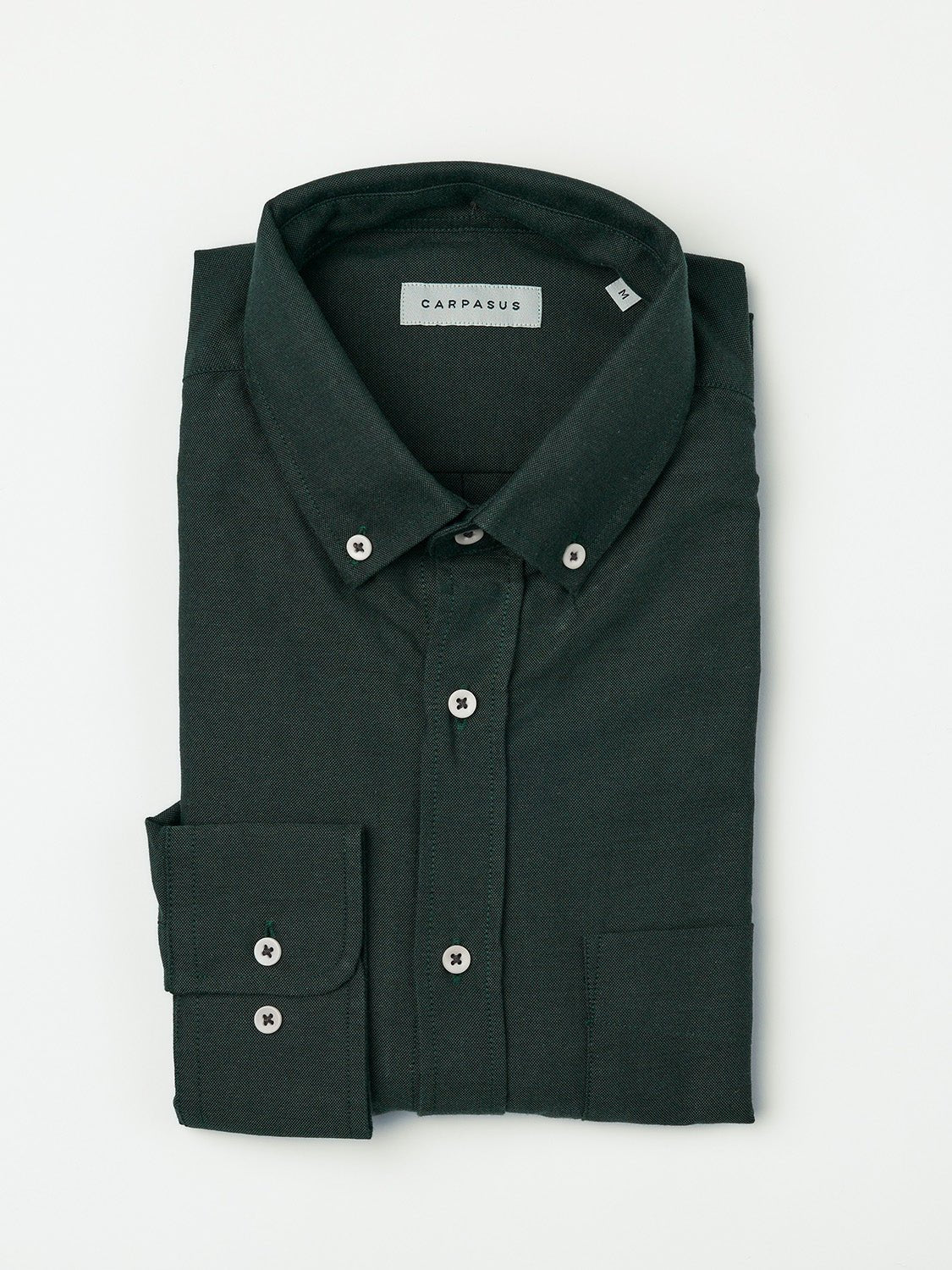 carpasus sustainable organic cotton oxford shirt dark green. Nachhaltiges Carpasus Oxford Hemd aus Bio Baumwolle in Dunkelgruen
