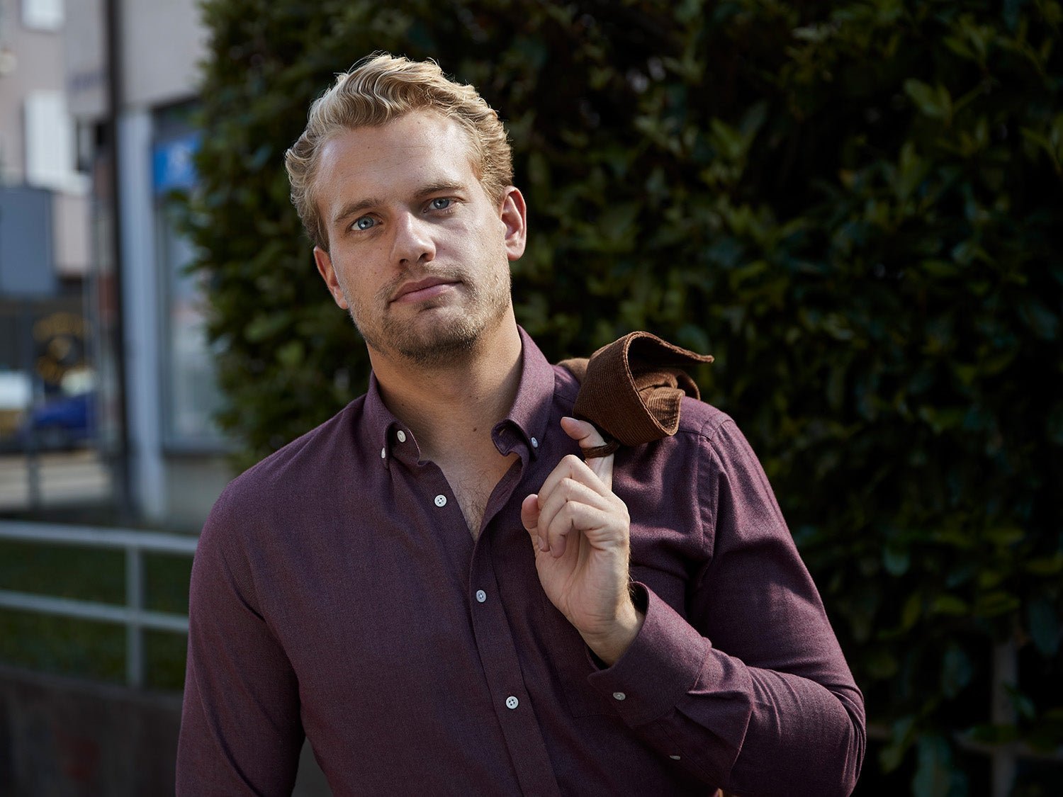 carpasus sustainable organic cotton flanell shirt populus bordeaux. Nachhaltiges Carpasus Flanell Hemd Populus Bordeaux aus Bio Baumwolle 