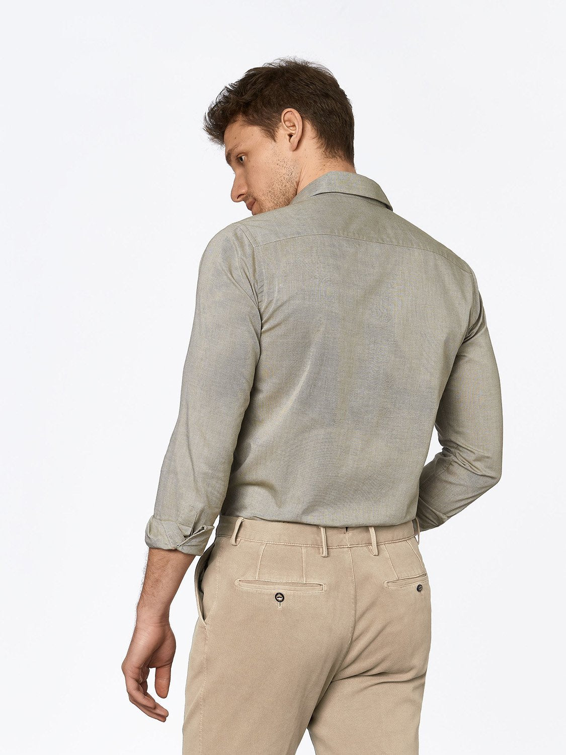 carpasus sustainable organic cotton shirt rivero olive. Nachhaltiges Carpasus Hemd Rivero aus Bio Baumwolle in Olivgrün