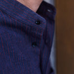 carpasus sustainable organic cotton and linen shirt scurido marine/red. Nachhaltiges Carpasus Hemd Scurido aus Bio Baumwolle und Leinen in Marine/Rot