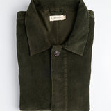 carpasus sustainable organic cotton corduroy overshirt olive. Nachhaltiges Carpasus Overshirt Cord aus Bio Baumwolle in Olive