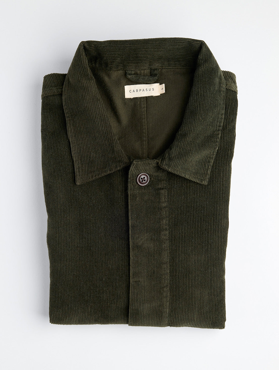 carpasus sustainable organic cotton corduroy overshirt olive. Nachhaltiges Carpasus Overshirt Cord aus Bio Baumwolle in Olive