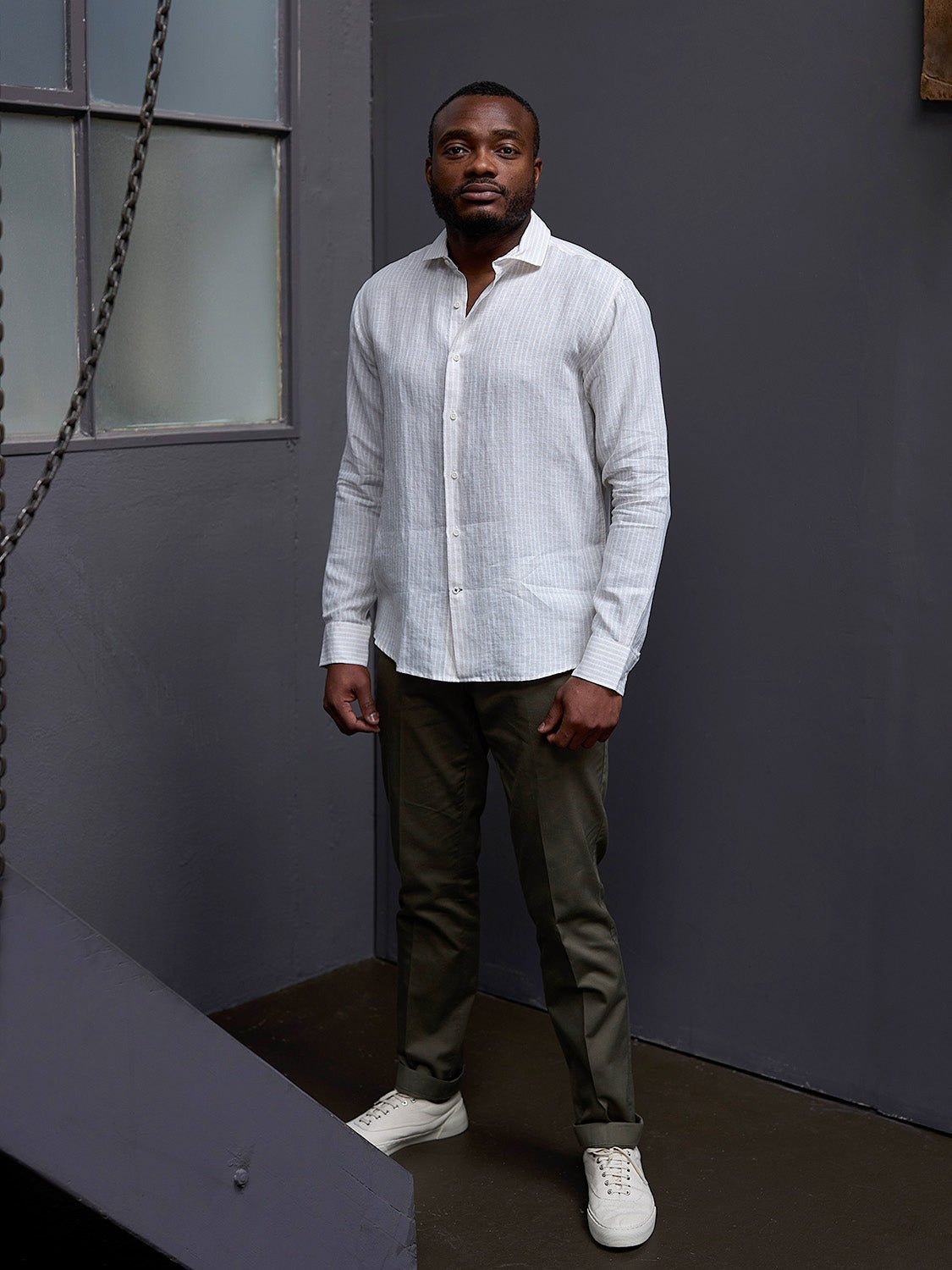 carpasus sustainable organic linen shirt stripes nature white. Nachhaltiges Carpasus Hemd aus Bio Leinen mit Streifen Natur Weiss