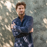 carpasus sustainable organic cotton and linen shirt scurido marine/ochre. Nachhaltiges Carpasus Hemd Scurido aus Bio Baumwolle und Leinen in Marine/Ocker